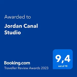 Jordan Canal Couette-café